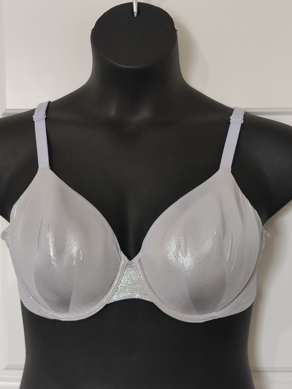 Victoria's Secret Lined Perfect Coverage Bra Size 38C NWOT